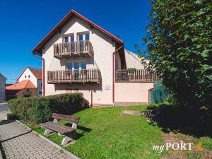 Prodej rodinného domu, Merklín, Náměstí, 207 m2