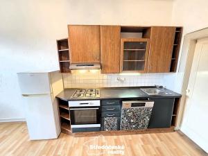 Pronájem bytu 1+kk, Praha - Holešovice, V zákoutí, 30 m2