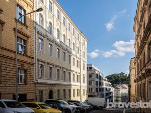 Prodej bytu 3+kk, Praha - Smíchov, Kmochova, 69 m2