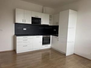 Pronájem bytu 2+kk, Praha - Holešovice, V závětří, 44 m2