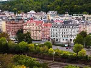 Prodej činžovního domu, Karlovy Vary, náměstí Republiky, 672 m2