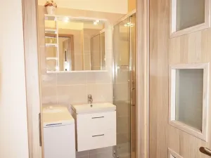 Pronájem bytu 2+kk, Praha - Vršovice, Holandská, 40 m2