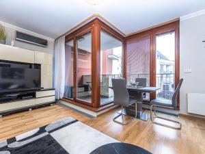 Pronájem bytu 2+kk, Praha - Stodůlky, Švejcarovo náměstí, 57 m2
