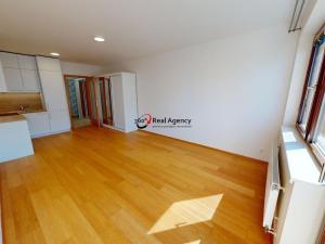 Pronájem bytu 1+kk, Praha - Dolní Chabry, Za Pískovnou, 40 m2