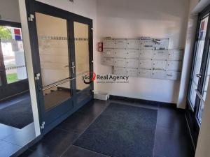 Pronájem bytu 1+kk, Praha - Dolní Chabry, Za Pískovnou, 40 m2