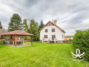 Pronájem rodinného domu, Hrubá Skála, 145 m2