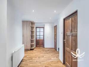 Pronájem rodinného domu, Hrubá Skála, 145 m2