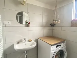 Pronájem bytu 1+kk, Hluboká nad Vltavou, Potoční, 42 m2