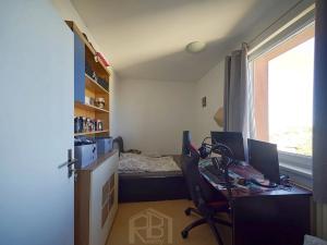 Prodej bytu 3+1, Jindřichův Hradec, Kosmonautů, 64 m2
