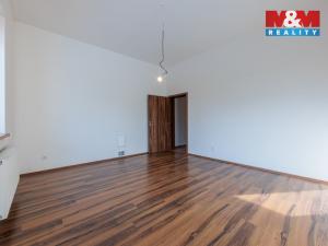 Prodej rodinného domu, Nová Role - Mezirolí, 376 m2