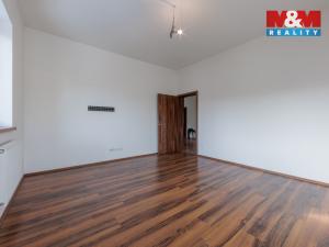 Prodej rodinného domu, Nová Role - Mezirolí, 376 m2