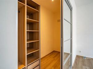Pronájem bytu 2+kk, Praha - Žižkov, Štítného, 64 m2