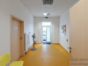 Prodej ordinace, Praha - Vokovice, Kladenská, 145 m2