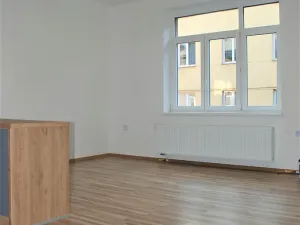 Pronájem bytu 2+kk, Ostrava, Poděbradova, 57 m2