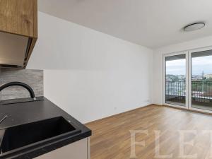 Pronájem bytu 1+kk, Praha - Hloubětín, Poděbradská, 32 m2