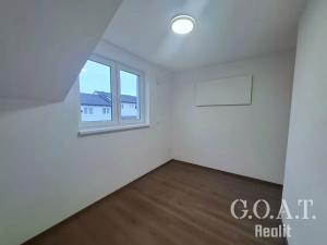 Prodej bytu 4+kk, Vochov, 80 m2