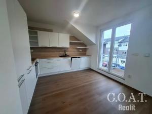 Prodej bytu 4+kk, Vochov, 80 m2