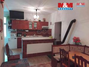 Prodej rodinného domu, Lomnice, 165 m2