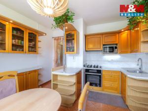 Prodej bytu 3+1, Mašťov, Sídliště, 62 m2