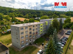 Prodej bytu 3+1, Mašťov, Sídliště, 62 m2