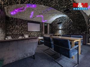 Pronájem restaurace, Benešov, Nádražní, 107 m2