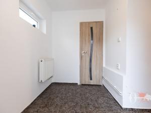 Pronájem bytu 1+kk, Tehovec, Na Hrázi, 61 m2