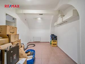 Pronájem obchodního prostoru, Brno, Novobranská, 121 m2
