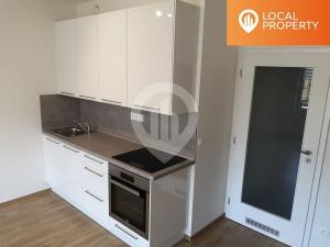 Pronájem bytu 1+kk, Praha - Hodkovičky, Šífařská, 31 m2