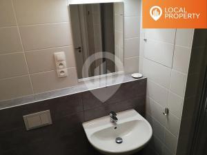 Pronájem bytu 1+kk, Praha - Hodkovičky, Šífařská, 31 m2