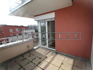 Pronájem bytu 1+kk, Praha - Záběhlice, Velenovského, 37 m2