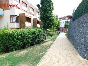 Pronájem bytu 2+kk, Praha - Velká Chuchle, Mrkosova, 60 m2