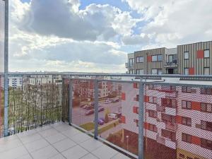 Pronájem bytu 2+kk, Praha - Dolní Měcholupy, Kardausova, 54 m2