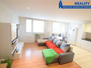 Prodej bytu 3+1, Kladno, Italská, 72 m2