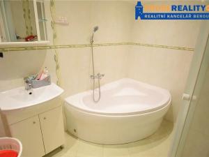 Prodej bytu 3+1, Kladno, Italská, 72 m2