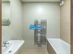 Pronájem bytu 2+kk, Olomouc, Janského, 54 m2