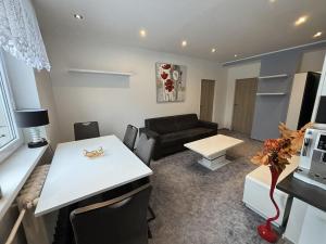 Pronájem bytu 3+1, Ostrava, Svojsíkova, 63 m2