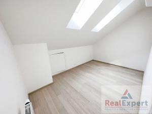 Pronájem bytu 4+kk, Praha - Vršovice, Oblouková, 136 m2