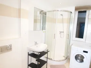 Pronájem bytu 1+kk, Praha - Horní Měcholupy, Mantovská, 40 m2