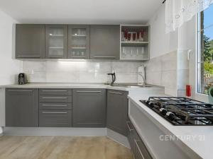 Pronájem rodinného domu, Krupka, Alešova, 67 m2