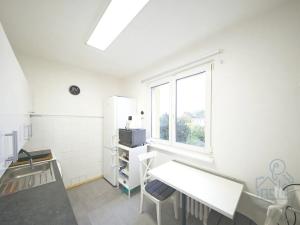 Prodej bytu 2+1, Praha - Malešice, Ovčárská, 51 m2