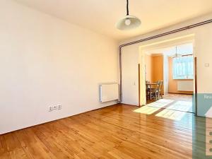 Pronájem bytu 2+1, Kroměříž, Vrobelova, 56 m2
