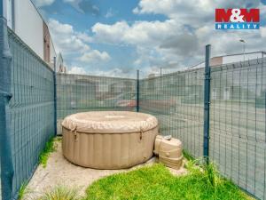 Prodej bytu 3+kk, Vochov, 52 m2