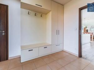 Prodej rodinného domu, Králův Dvůr, Na Vyhlídce, 195 m2