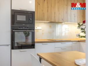 Prodej bytu 3+1, Sedlčany - Třebnice, 64 m2