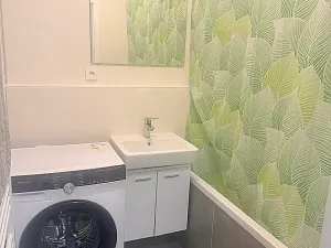 Pronájem bytu 2+kk, Praha - Černý Most, Bryksova, 60 m2