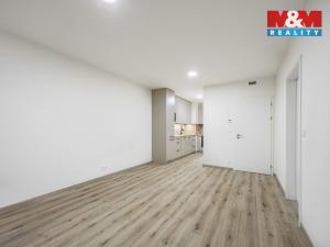 Pronájem bytu 2+kk, Praha - Hloubětín, Poděbradská, 59 m2