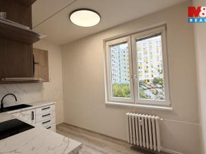 Prodej bytu 3+1, Tábor, Bukurešťská, 84 m2