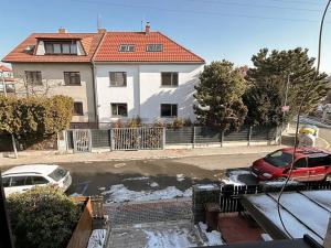 Pronájem pokoje, Praha, Na okraji, 16 m2