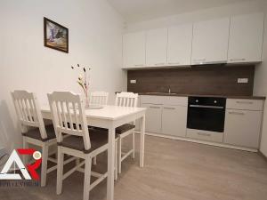 Pronájem bytu 1+1, Brno, Poříčí, 43 m2