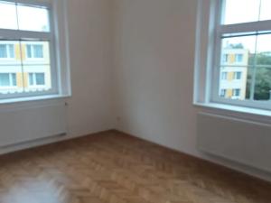Pronájem bytu 4+kk, Praha - Kobylisy, Klíčanská, 95 m2